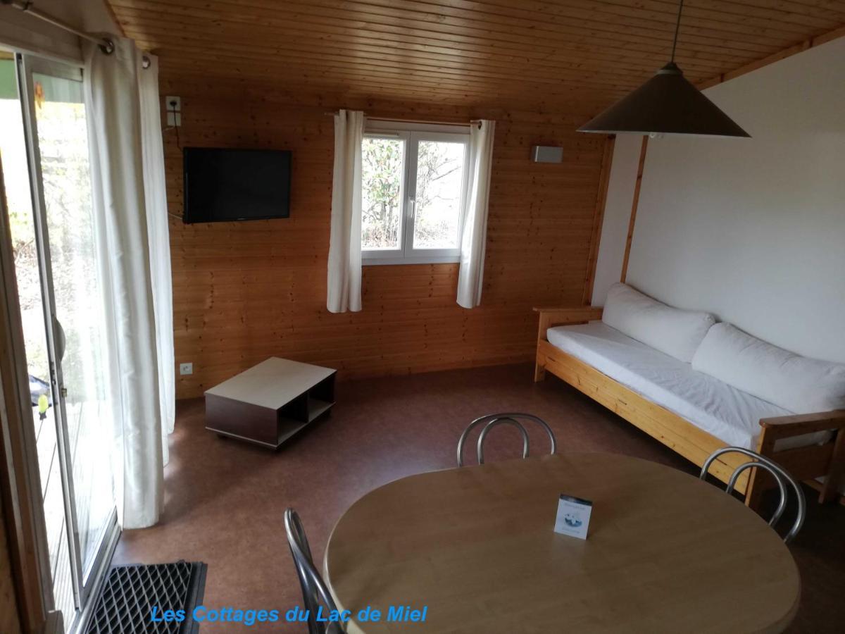 Cottages Du Lac De Miel Beynat Dış mekan fotoğraf