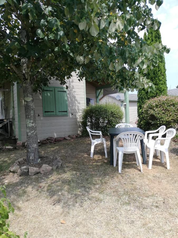 Cottages Du Lac De Miel Beynat Dış mekan fotoğraf